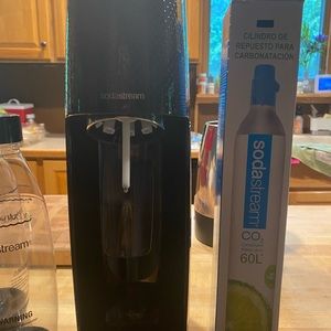 Soda Stream + Accessories